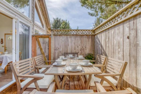 Puffin Hollow - Meredith Lodging